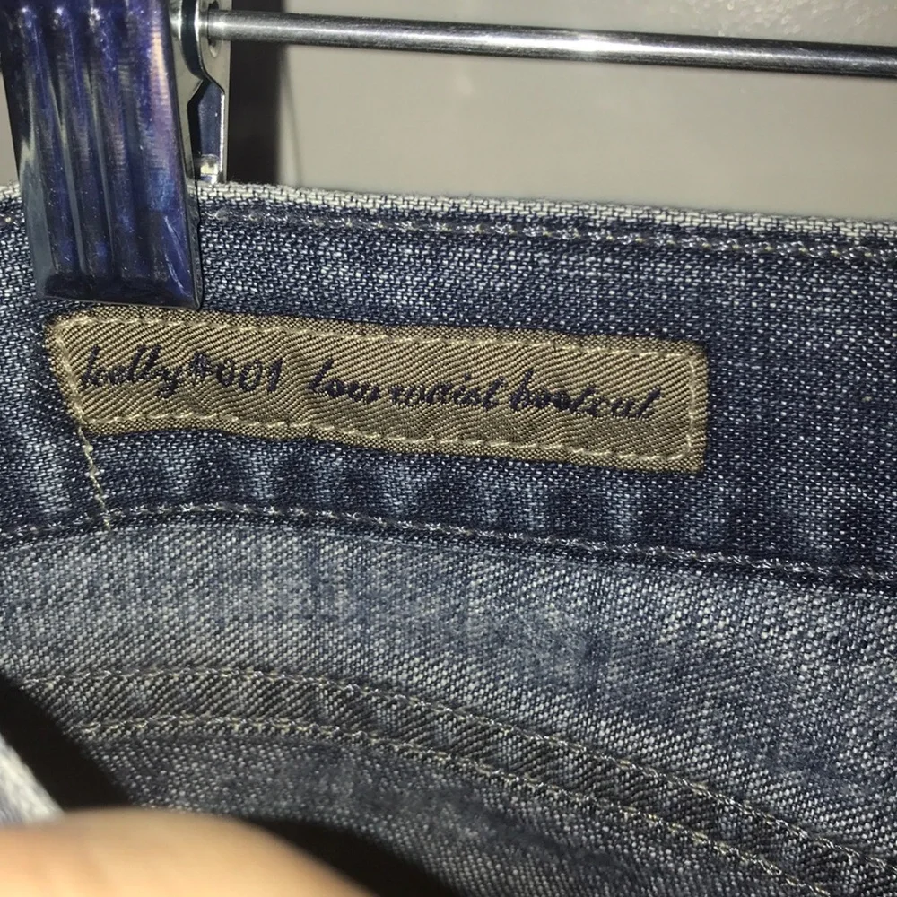 - 2/$30 Citizens of humanity cut off shorts s 30 dark wash anthropology - Picture 6 of 7